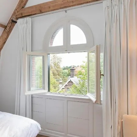 Waldeck Vondelpark 2 Bedroom Amsterdam